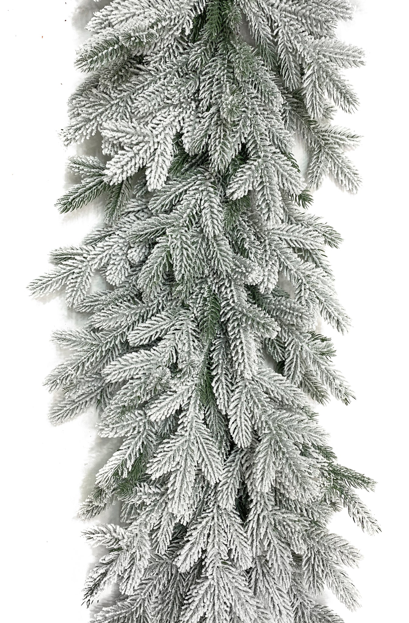 Snowy Garland
