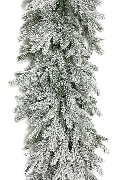 Snowy Garland