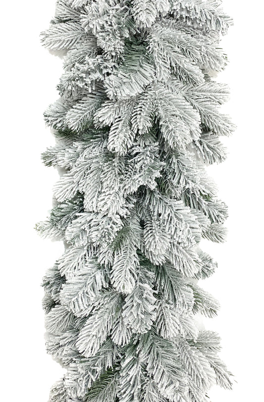 Snowy Garland