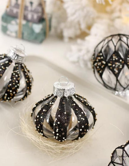 Ornements boules de Noël
